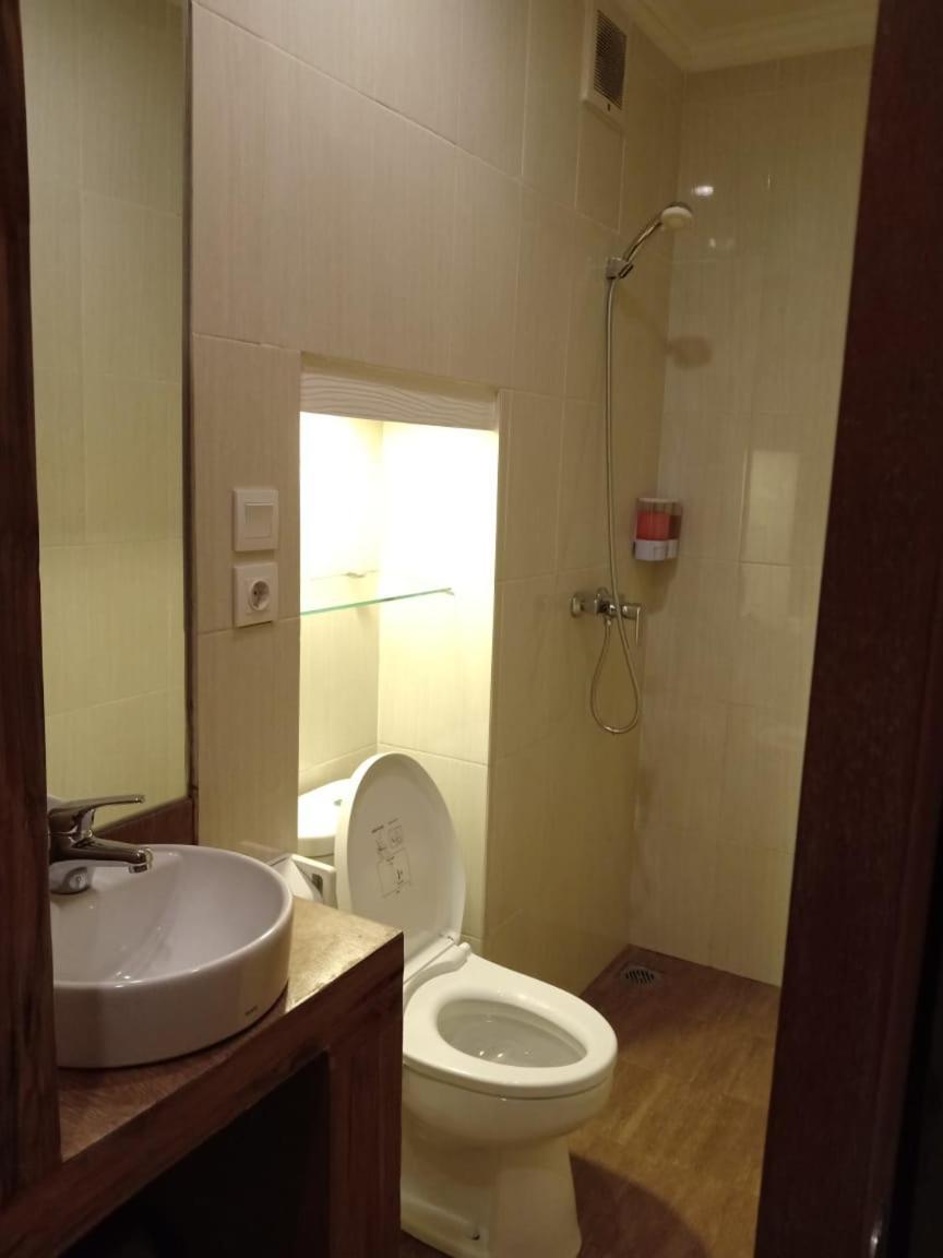 T & J Rooms Семиняк Екстериор снимка
